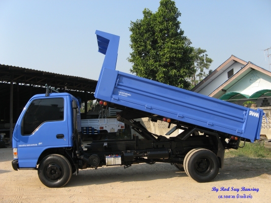 ขาย 6 ล้อดัมพ์ อีซูซุ NKR 130 แรง ปี 2002 สภาพสวย เครื่องแน่น คัสซีดี สนใจชมรถก่อนได้ครับ