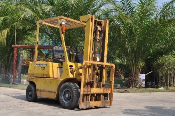 ขายFORKLIFT MITSUBISHI1.5ตัน สภาพเดิมๆจากญี่ปุ่น ขาย69,000บาท!!