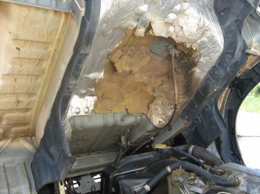 ขาย 6 ล้อ ฮีโน่เมก้าดัมพ์ 150 แรง  4 ม. ปี 2004 สภาพดี เครื่องแน่น คัสซีสวย พร้อมใช้งาน ชมรถก่อนได้ครับ สนใจติดต่อได้ที่  081-9425443