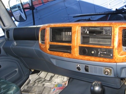 ขาย 6 ล้อ ฮีโน่เมก้าดัมพ์ 150 แรง  4 ม. ปี 2004 สภาพดี เครื่องแน่น คัสซีสวย พร้อมใช้งาน ชมรถก่อนได้ครับ สนใจติดต่อได้ที่  081-9425443