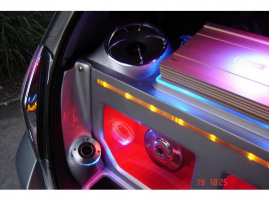 รับสอนติดตั้งเครื่องเสียงรถยนต์