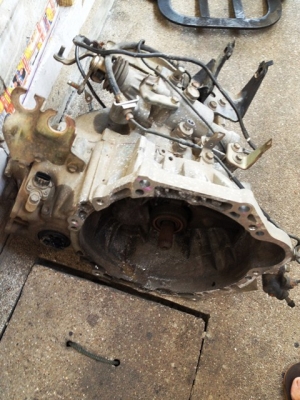 เกียร์กระปุก Toyata altis 2006