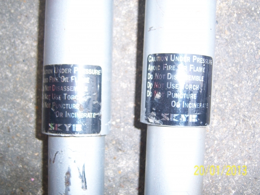 โช๊คอัฟกระบะ