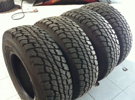 ขายยาง dunlop AT1 30.9.5 15 ปี 12 ขายยาง dunlop AT1 30.9.5 15 ปี 12