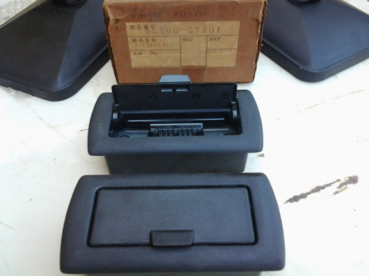 JOECLASSICขายที่เขี่ยบุหรี่ใส่520 521 งานเก่าเก็บอันละ 950.ราคานี้พร้อมส่งสนใจโทรสอบฤามได้