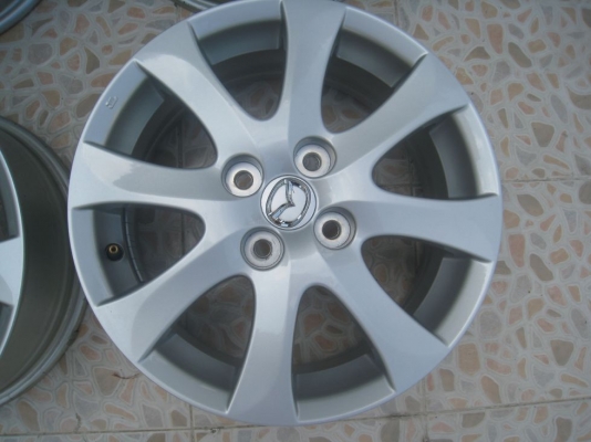 ขายล้อแม็กเดิม Mazda 2 15"x6" et 45 4รู100 (081-3747940)