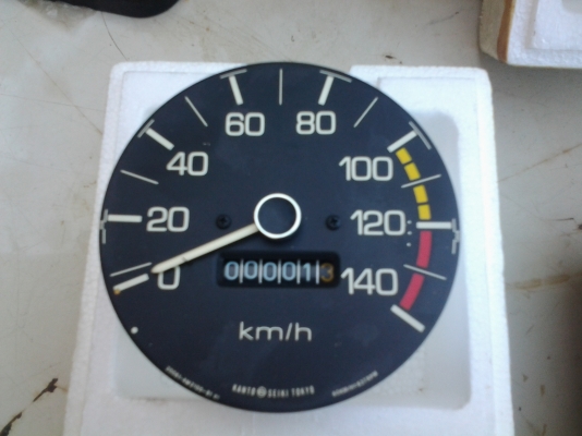 JOECLASSICขายเรือนไมล์ดัทสัน620 ราคา 950..งานเก่าเก็บของใหม่เป็นเรือนไมล์แต่ง..ช่องลมเสาเก๋งช้างเหยียบ.(ขายแล้ว)620คู่ละ1500งานเก่าเก็บมี 1คู่สนใจโทรสอบฤมได้..