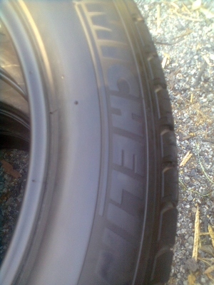 ขายยางขนาด 285/50R20  มิชลิน ปี08  2เส้น ปี10  2เส้น  จำนวน 4 เส้น