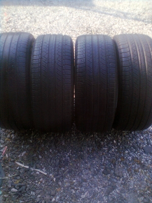 ขายยางขนาด 285/50R20  มิชลิน ปี08  2เส้น ปี10  2เส้น  จำนวน 4 เส้น