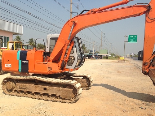 รถแบคโฮ HITACHI EX100-2