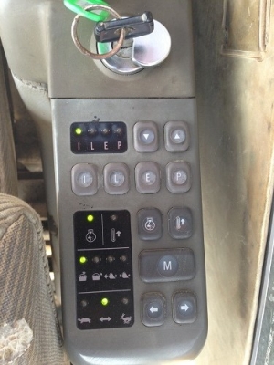 รถแบคโฮ HITACHI EX100-2