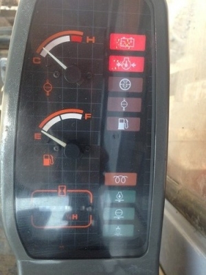 รถแบคโฮ HITACHI EX100-2