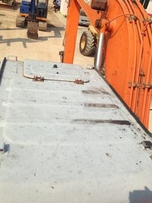 รถแบคโฮ HITACHI EX100-2