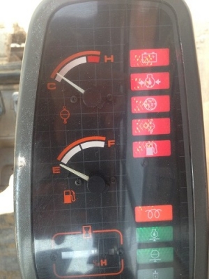 รถแบคโฮ HITACHI EX100-2