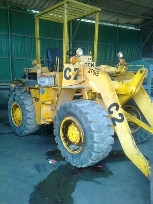 รถตักล้อยาง TCM ST015 เอวอ่อน ยังไม่ใด้ต่อแขน