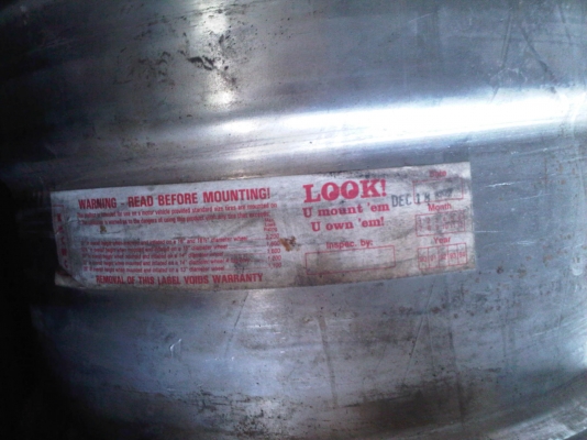 แม็กไอกัน ขอบ 15 8x10  18000 บาท