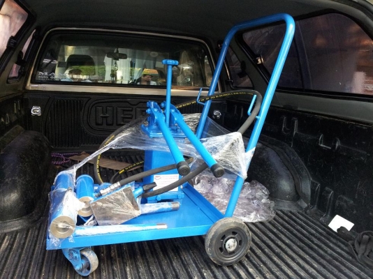 ขาย ไฮโดรลิคดันตัวถัง 3 กระบอก