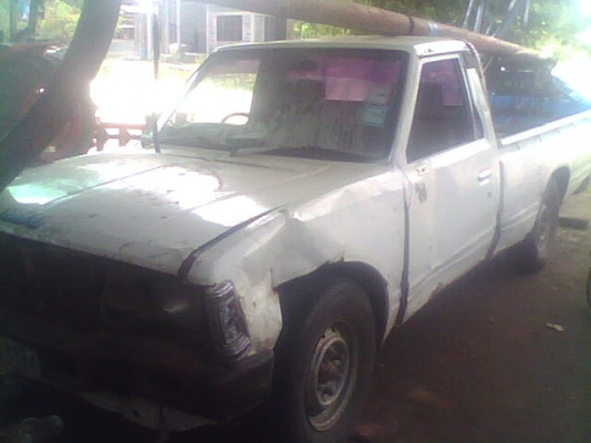 รถกระบะดัสสัน พร้อมใช้งานตามรูป เอกสารมีทะเบียนขาด7ปี เครื่องดีคันซีดีเหมาะเข้าไร่