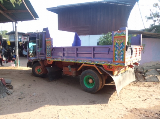 ขายรถอีซูซุเดก้าดั้ม 195แรงม้า สภาพ99\%รถ6เดื่อนสภาพสวยสดทั้งคันคับ