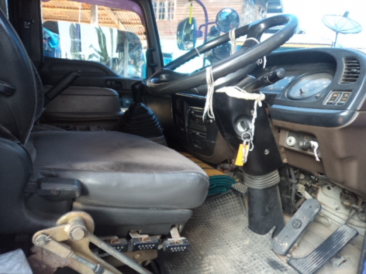 ขายรถอีซูซุเดก้าดั้ม 195แรงม้า สภาพ99\%รถ6เดื่อนสภาพสวยสดทั้งคันคับ