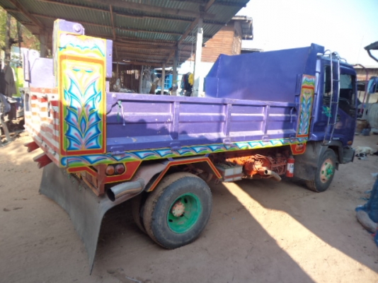 ขายรถอีซูซุเดก้าดั้ม 195แรงม้า สภาพ99\%รถ6เดื่อนสภาพสวยสดทั้งคันคับ