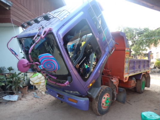 ขายรถอีซูซุเดก้าดั้ม 195แรงม้า สภาพ99\%รถ6เดื่อนสภาพสวยสดทั้งคันคับ