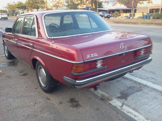 ขายBenz 230e w 123 อังกฤษแท้ มีซันรุฟ ลดราคา !!!! มาก่อนได้ก่อนคับ ขายBenz 230e w 123 อังกฤษแท้ มีซันรุฟ ลดราคา !!!! มาก่อนได้ก่อนคับ