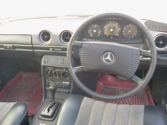ขายBenz 230e w 123 อังกฤษแท้ มีซันรุฟ ลดราคา !!!! มาก่อนได้ก่อนคับ ขายBenz 230e w 123 อังกฤษแท้ มีซันรุฟ ลดราคา !!!! มาก่อนได้ก่อนคับ