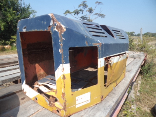 ขายรถแม็กโคเล็กพร้อมเทเลอร์สภาพสวยๆ พร้อมใช้งานคับ