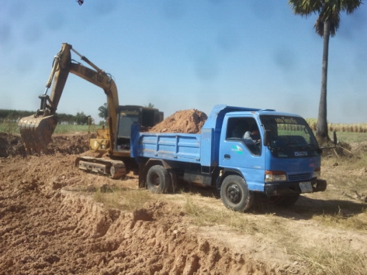 ขายรถดั้ม NPR 135 แรง เทอร์โบ เครื่องดีมากๆ แชชซีสวยๆ F หน้า-หลัง เกียร์ร็อก 6 เกียร์ ขายรถดั้ม NPR 135 แรง เทอร์โบ เครื่องดีมากๆ แชชซีสวยๆ F หน้า-หลัง เกียร์ร็อก 6 เกียร์