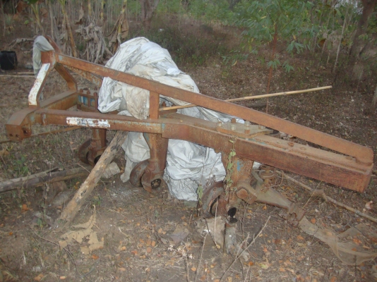 **ต้องทำเครื่อง**รภไถฟอร์ด 77 T3เรียบ ขายถูกๆ ครบชุด@ลำปาง