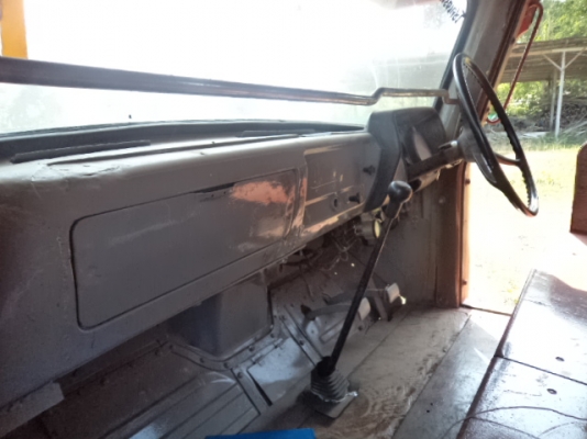 ขายรถอีซูซุ10ล้อหัวยาว (หัวคัซซี) สภาพดีราคาถูกๆ