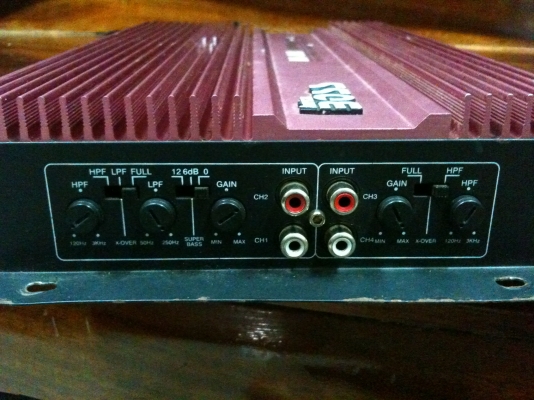 ขายแอมป์ยี่ห้อ American Boss