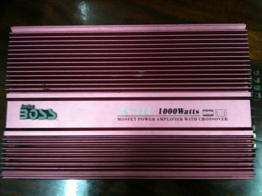 ขายแอมป์ยี่ห้อ American Boss