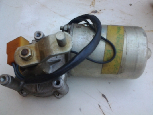 JOECLASSICขายอะไหล่520 521 620 720งานเก่าเก็บหลายรายการได้มาใหม่ๆสดๆร้อนๆมีทั้งอะไหล่ประดับยนต์  อะไหล่เครื่อง ของแท้งานเก่าเก็บสนใจอะไหล่ชิ้นไหนโทรสั่งได้เลยมีบริการจัดส่ง..