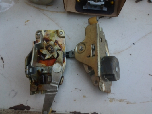 JOECLASSICขายอะไหล่520 521 620 720งานเก่าเก็บหลายรายการได้มาใหม่ๆสดๆร้อนๆมีทั้งอะไหล่ประดับยนต์  อะไหล่เครื่อง ของแท้งานเก่าเก็บสนใจอะไหล่ชิ้นไหนโทรสั่งได้เลยมีบริการจัดส่ง..