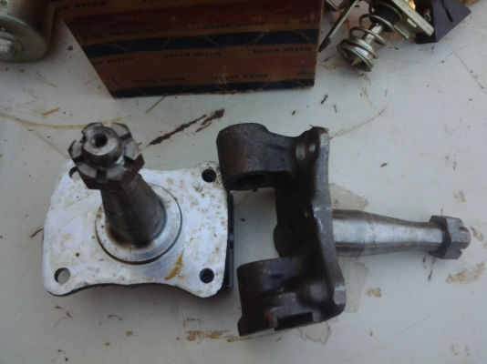 JOECLASSICขายอะไหล่520 521 620 720งานเก่าเก็บหลายรายการได้มาใหม่ๆสดๆร้อนๆมีทั้งอะไหล่ประดับยนต์  อะไหล่เครื่อง ของแท้งานเก่าเก็บสนใจอะไหล่ชิ้นไหนโทรสั่งได้เลยมีบริการจัดส่ง..