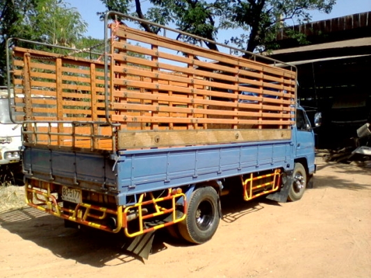 รถอีซูซุ NPR 115แรง สภาพสวยมาก รถอีซูซุ NPR 115แรง สภาพสวยมาก