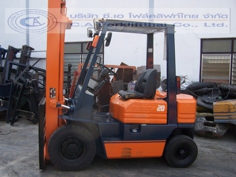 ขายรถ โฟล์คลิฟท์ TOYOTA รุ่น 5-FD20