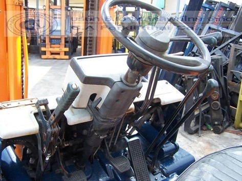 ขายรถ โฟล์คลิฟท์ TOYOTA รุ่น 5-FD20