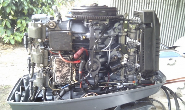 ขายเรือ ไม้เคลือบไฟเบอร์ 17ฟุต + เครื่อง 90 แรง ขายแล้วครับ