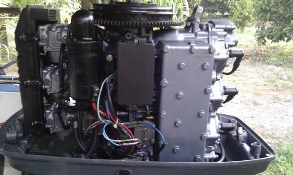 ขายเรือ ไม้เคลือบไฟเบอร์ 17ฟุต + เครื่อง 90 แรง ขายแล้วครับ