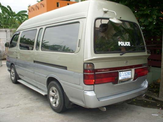 รถตู้หัวจรวจตาเพชรหนึ่งเดียว ใช้ในครอบครัว รายละเอียดเยอะ