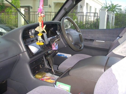 รถตู้หัวจรวจตาเพชรหนึ่งเดียว ใช้ในครอบครัว รายละเอียดเยอะ