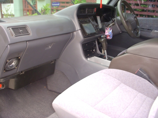 รถตู้หัวจรวจตาเพชรหนึ่งเดียว ใช้ในครอบครัว รายละเอียดเยอะ