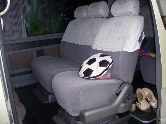 รถตู้หัวจรวจตาเพชรหนึ่งเดียว ใช้ในครอบครัว รายละเอียดเยอะ