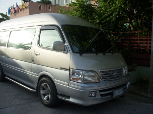 รถตู้หัวจรวจตาเพชรหนึ่งเดียว ใช้ในครอบครัว รายละเอียดเยอะ