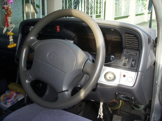 รถตู้หัวจรวจตาเพชรหนึ่งเดียว ใช้ในครอบครัว รายละเอียดเยอะ