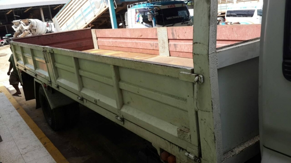 *ราคา 799,000* รถห้างแท้ ISUZU FTR Deca195 ปี44 กระบะเหล็ก ยาว 7.20 เมตร สีสวยทั้งหัวและกระบะ เครื่องแน่น ช่วงล่างดี