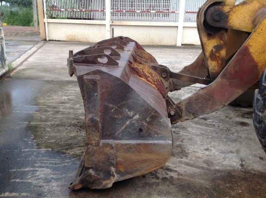 ขายด่วน!!! รถตักล้อยางKOMATSU WA 120-1 ขายด่วน!!! รถตักล้อยางKOMATSU WA 120-1